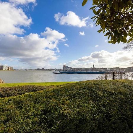 Studio Aan De Maas Leilighet Zwijndrecht Eksteriør bilde